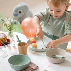 Done by Deer Kinderservies^Kinderkom Raffi Sand