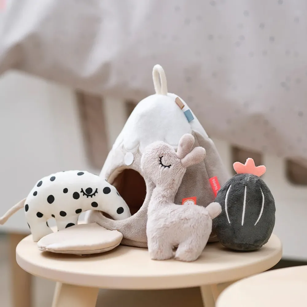 Done by Deer Babyspeelgoed|Knuffelspeelgoed^Knuffel Hide&Seek Mountain Lalee Colour mix