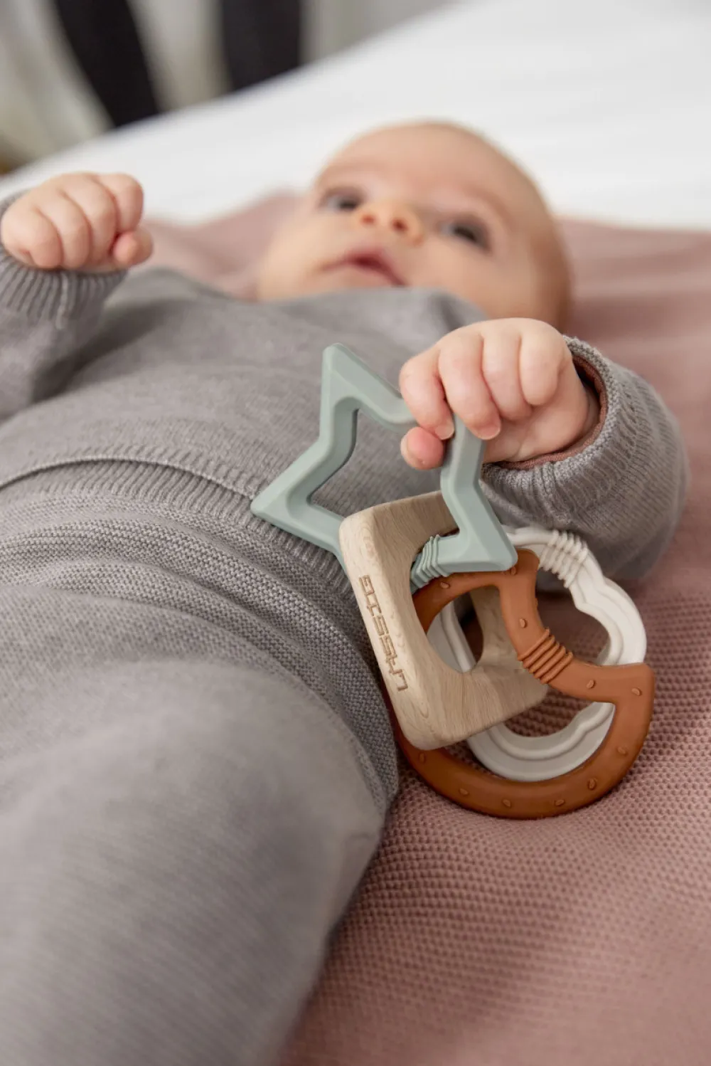 Lässig Babyspeelgoed^Bijtring Hout/Siliconen Little Universe