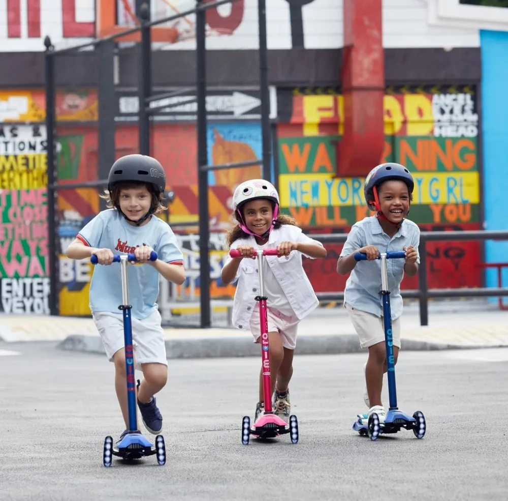 Micro Step Steppen|Buitenspeelgoed^Maxi Deluxe Marineblauw Led