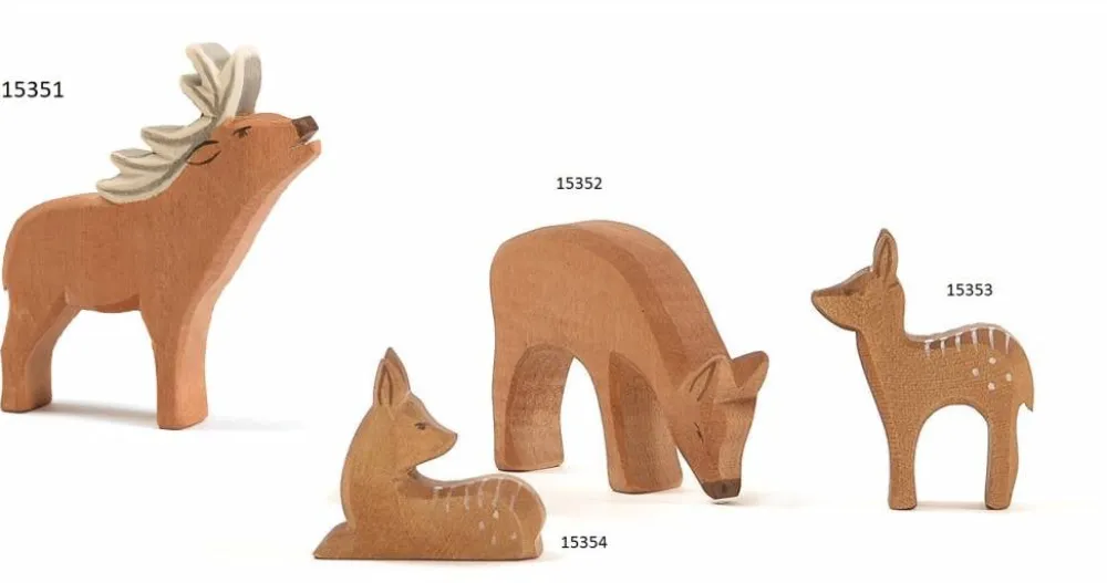 Ostheimer Bosdieren|Hertachtigen^Hert 15351