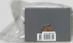 Houtendiershop Bekijk Alles^Over een kleine mol die wil weten wie er op zijn kop gepoept heeft