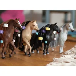 Schleich Sofia's Beauties^Beauty Horse Quiter Horse Merrie
